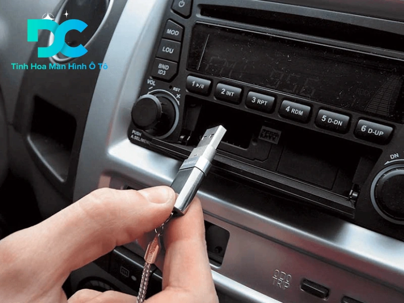 Đầu ô tô nghe nhạc MP3